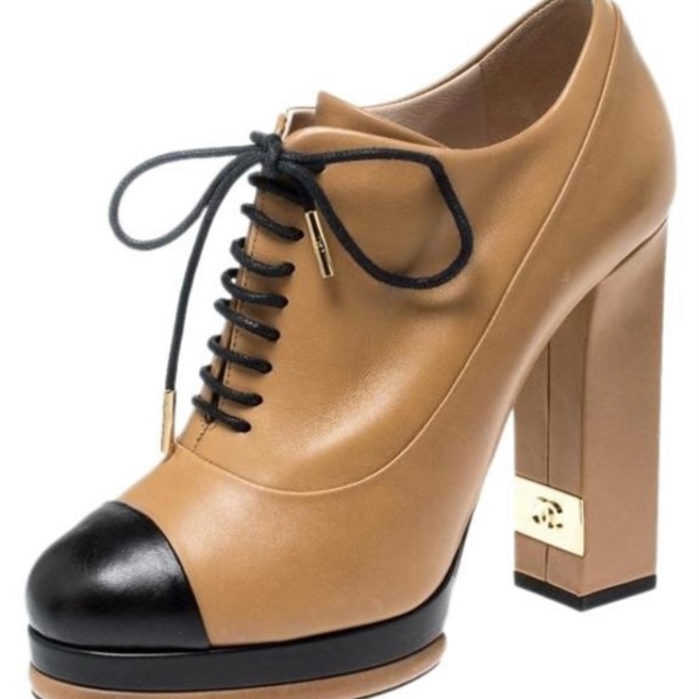 Chanel Brown Brown/Black Leather Cc Cap Toe Lace Up
